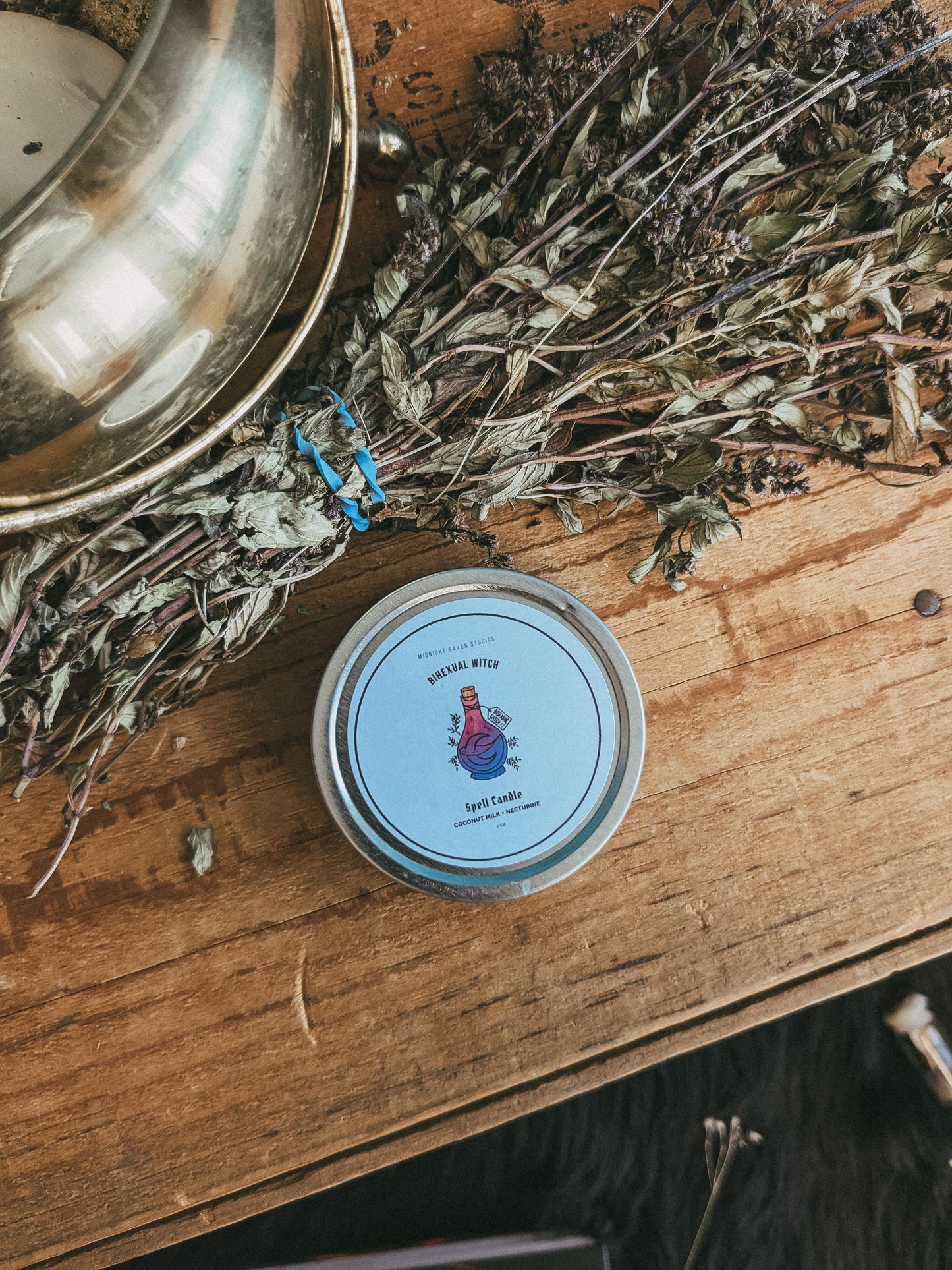 Bihexual Manifestation Candle - Nectarine Coconut Milk