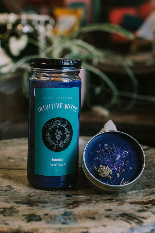 Intuitive Witch Manifestation Candle - Vanilla and Amber