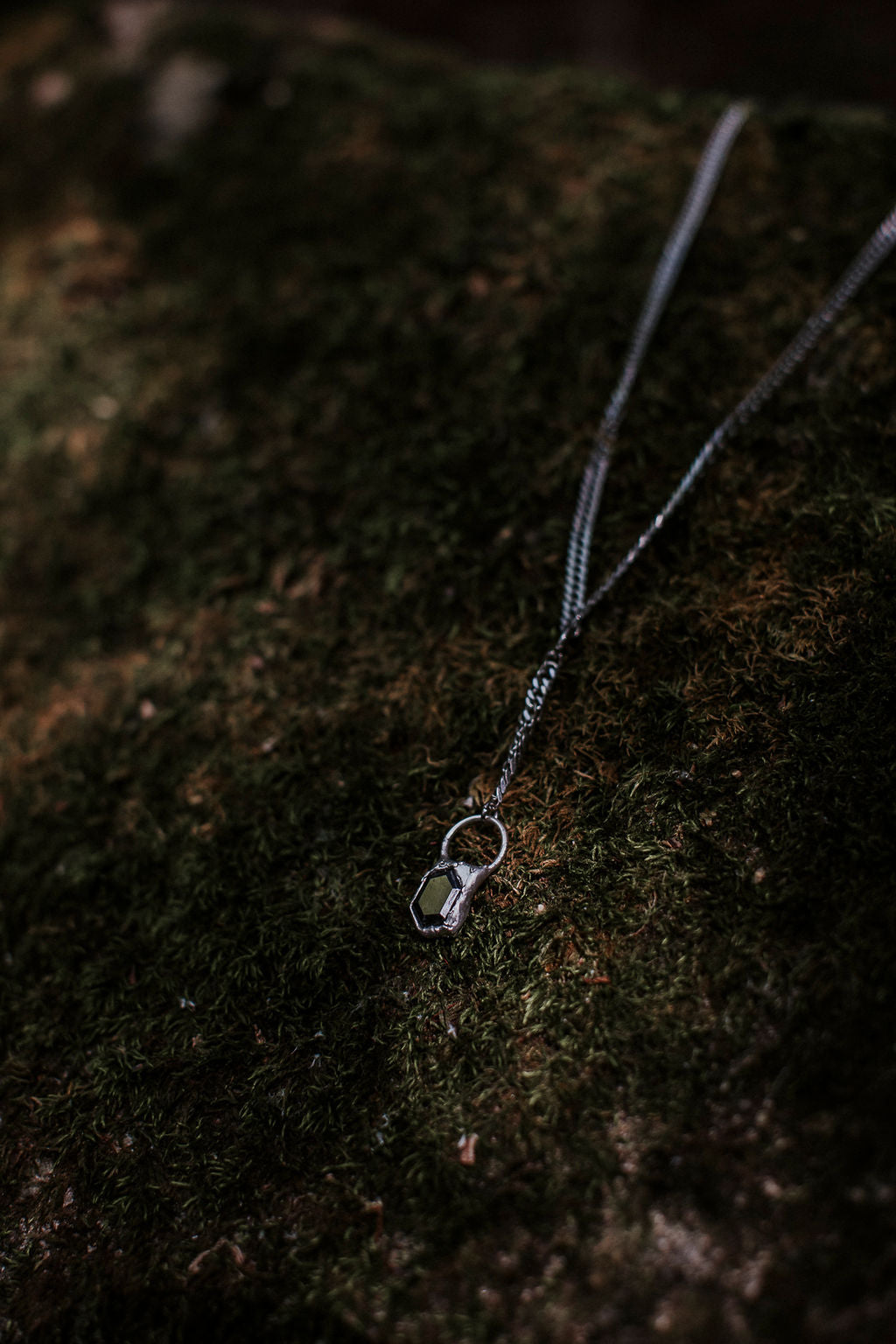 Nova Necklace – Hematite
