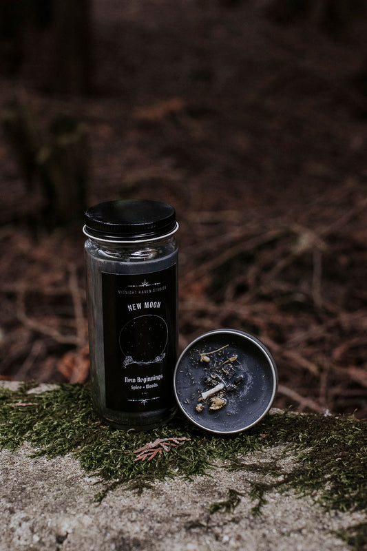 New Moon Manifestation Candle – Spice & Woods