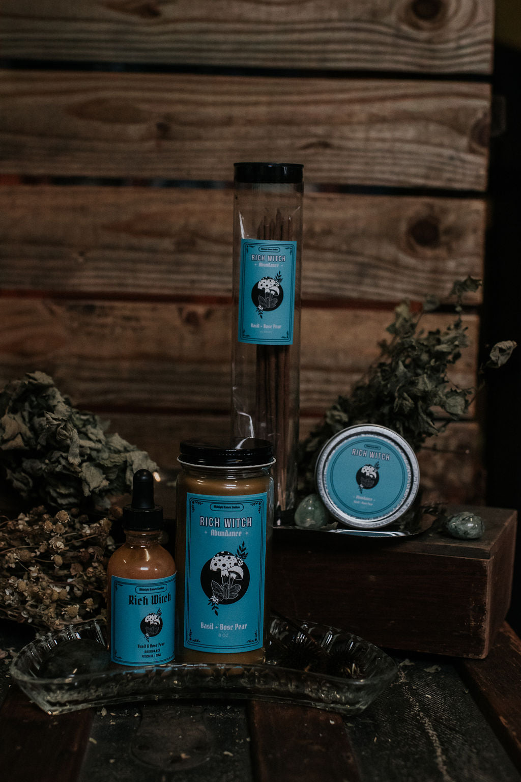 Rich Witch Potion Oil - Basil and Bosc Pear