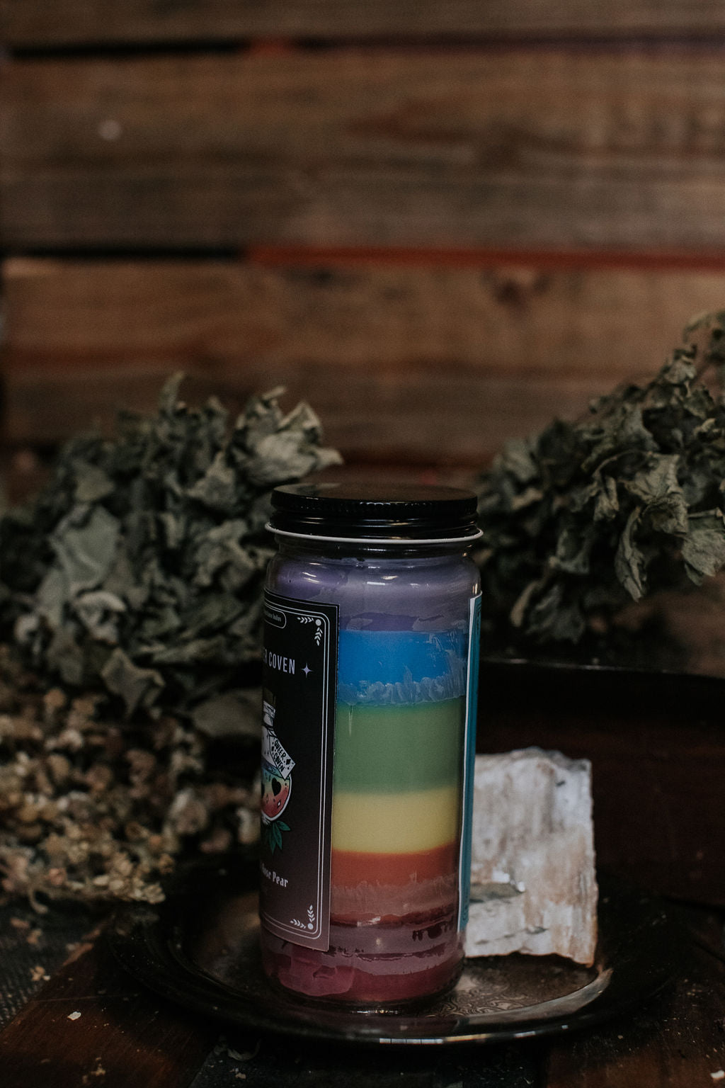 Queer Coven Manifestation Candle - Basil and Bosc Pear