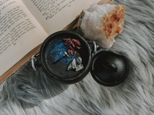 Transformation Cauldron Candle