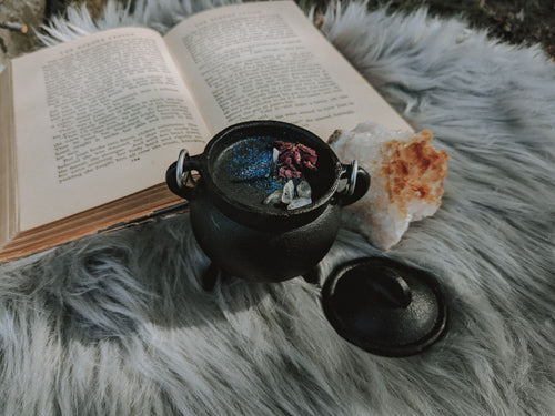 Transformation Cauldron Candle