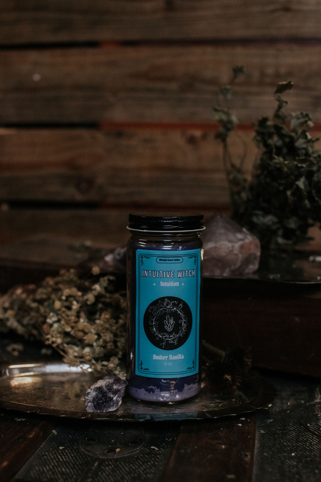 Intuitive Witch Manifestation Candle - Vanilla and Amber
