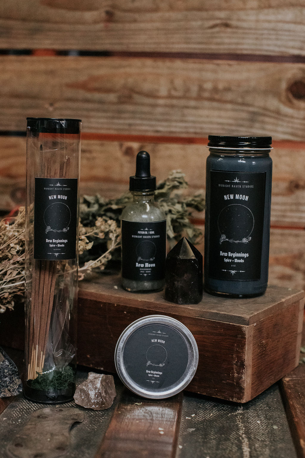 New Moon Manifestation Candle – Spice & Woods