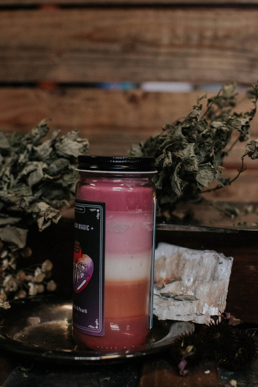 Lesbian Magic Manifestation Candle - White Fir & Peach